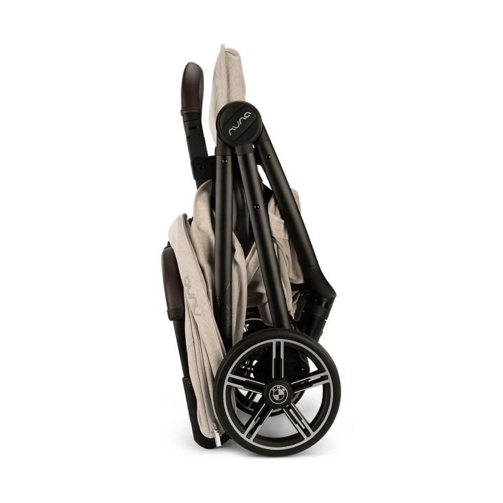 Silla de paseo TRVL LX BMW de Nuna
