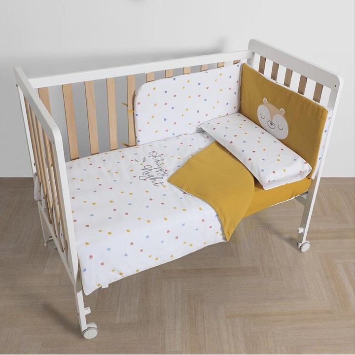 Textil Happy TX-1650 de Micuna colocado en cuna 120 x 60