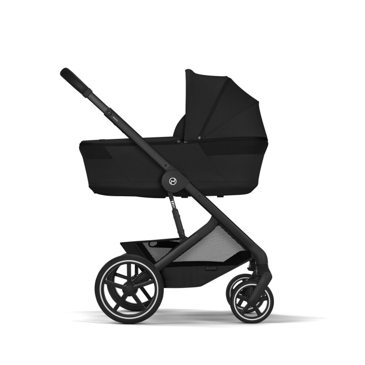 Balios S Lux Moon Black con capazo plegable montado