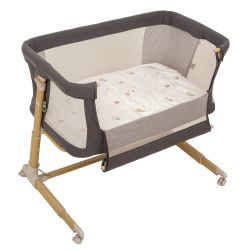 Minicuna colecho metálica con bajera y funda nórdica Orbit (gris) de Bimbidreams