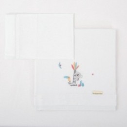 Tríptico de punto cuna mini 50x80 Tucán (blanco/verde) de Bimbidreams
