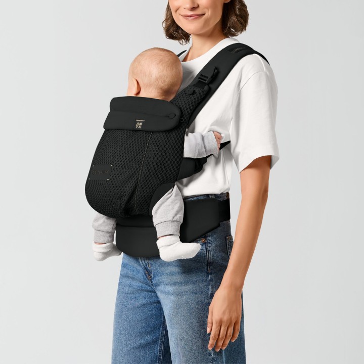 Mochila porta-bebés Amya da Cybex - Magic Black