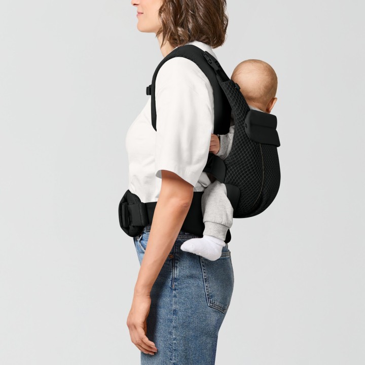 Mochila portabebés Amya de Cybex - Magic Black